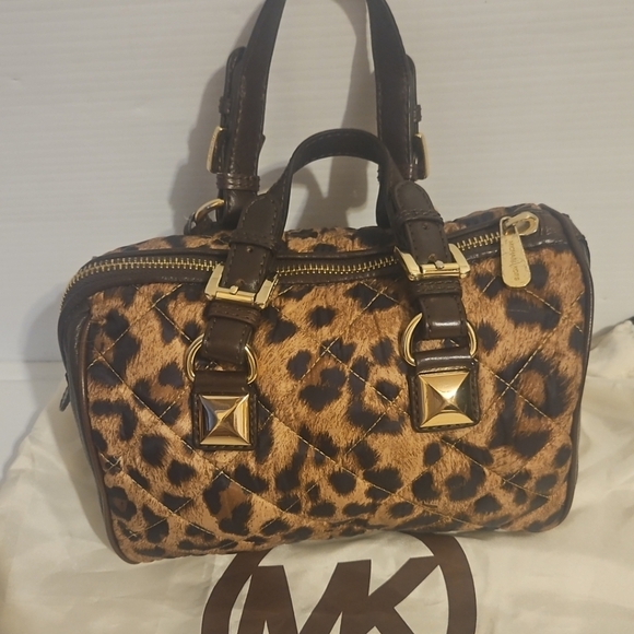 Michael Kors Leopard Cheetah Print Calfskin Tote Bag AV106 - Picture 3 of 13